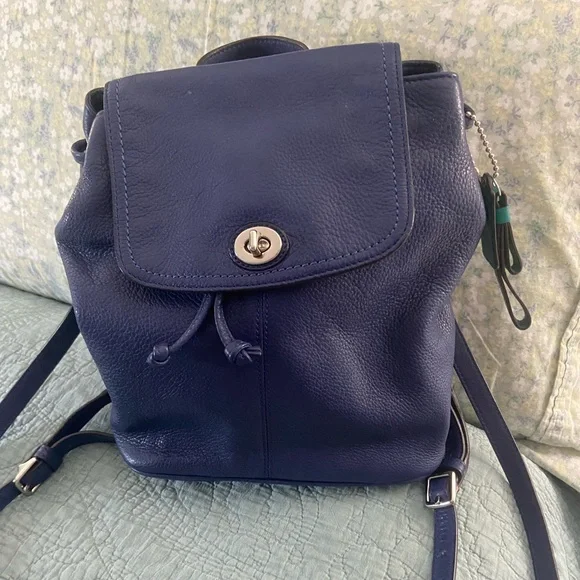 Coach leather backpack in French Blue Park - Picture 1 of 7